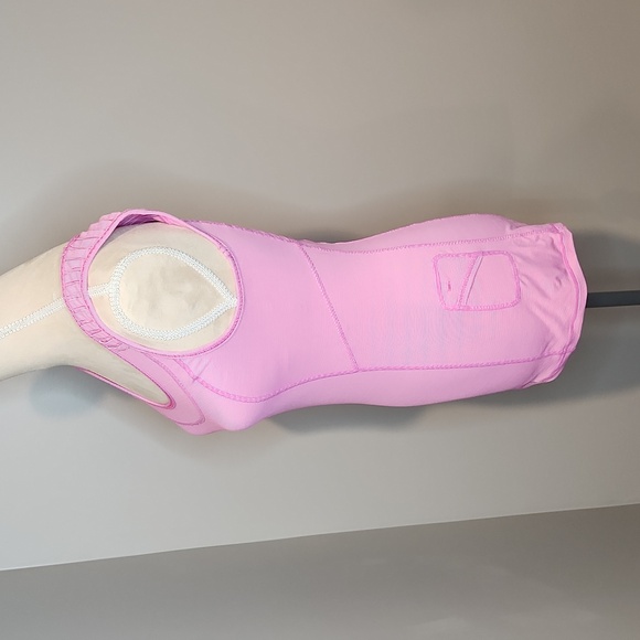 💫Lululemon Run: Stay On Course TankParis Pink White Microstripe - Picture 6 of 10